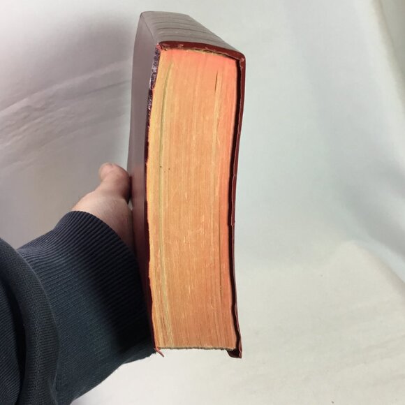 Holy Bible, New King James Version Nelson Regency Ed Christ in Red 412MR - Picture 6 of 13